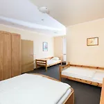 Garni Viktoria 3* Sohren