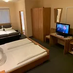Garni Viktoria 3* Sohren