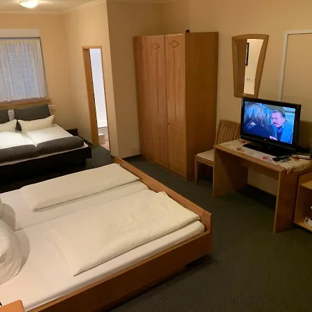 Garni Viktoria 3* Sohren